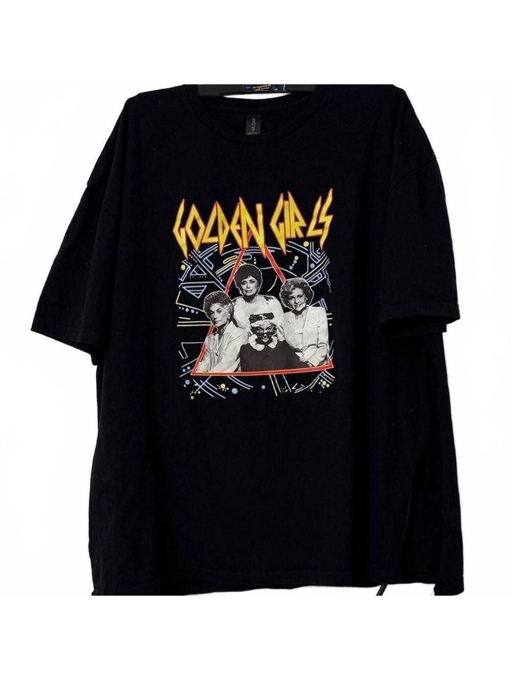 Gildan Women's Black Tshirt